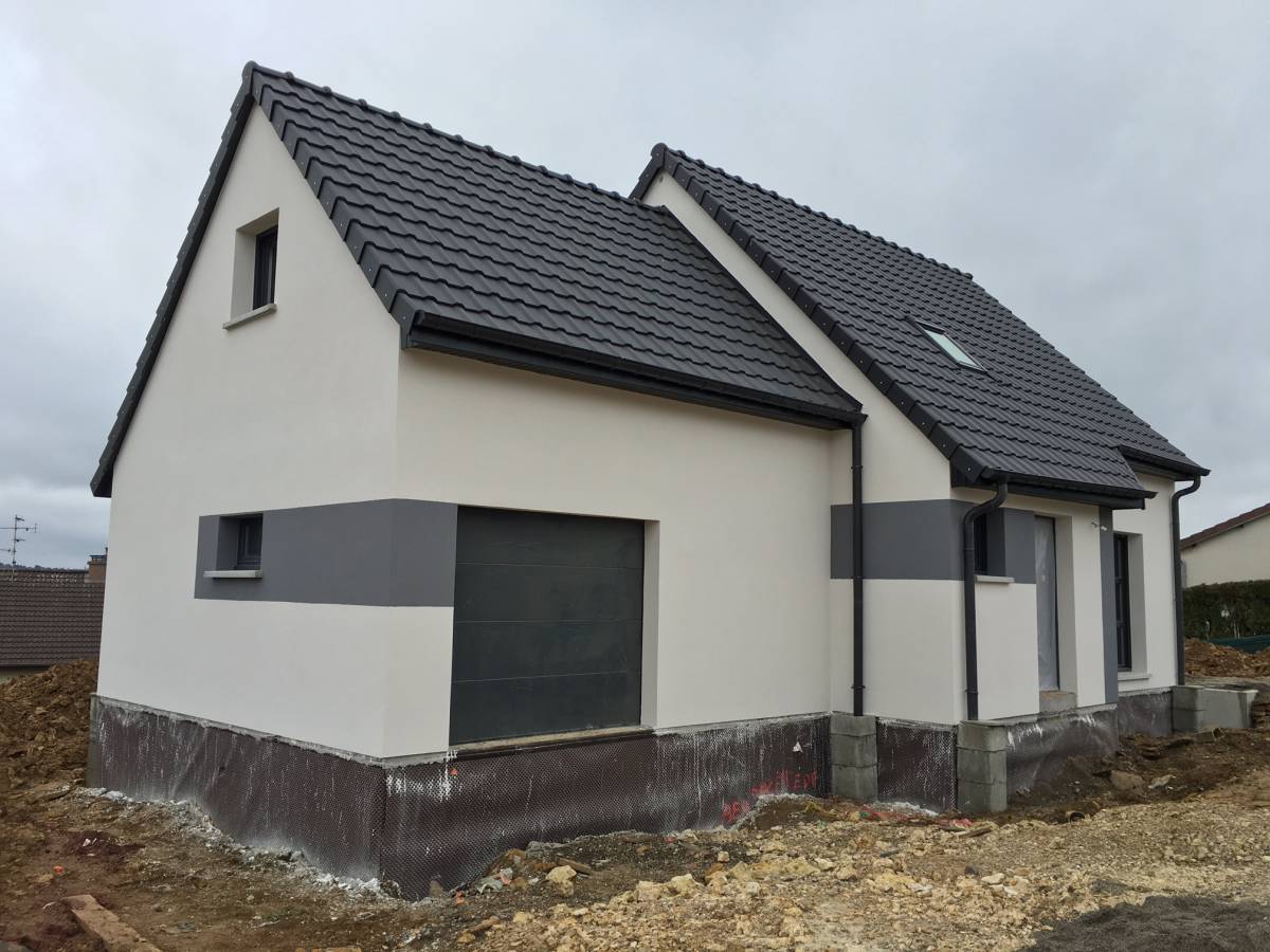 Façade : rénovation, isolation, ravalement, peinture, crépis Illzach 24