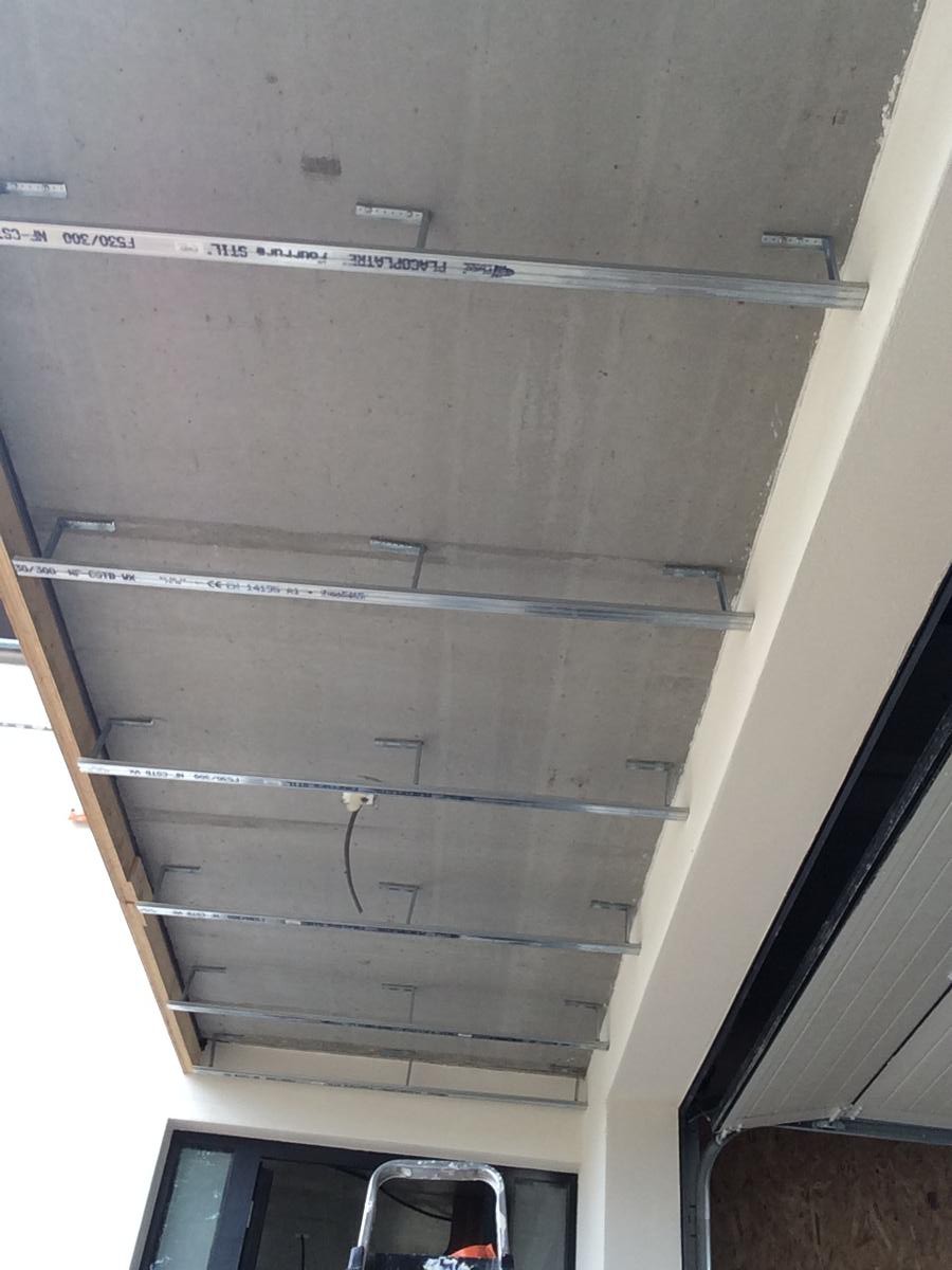 Avant/Après Isolation de Faux plafond extérieur Kingersheim