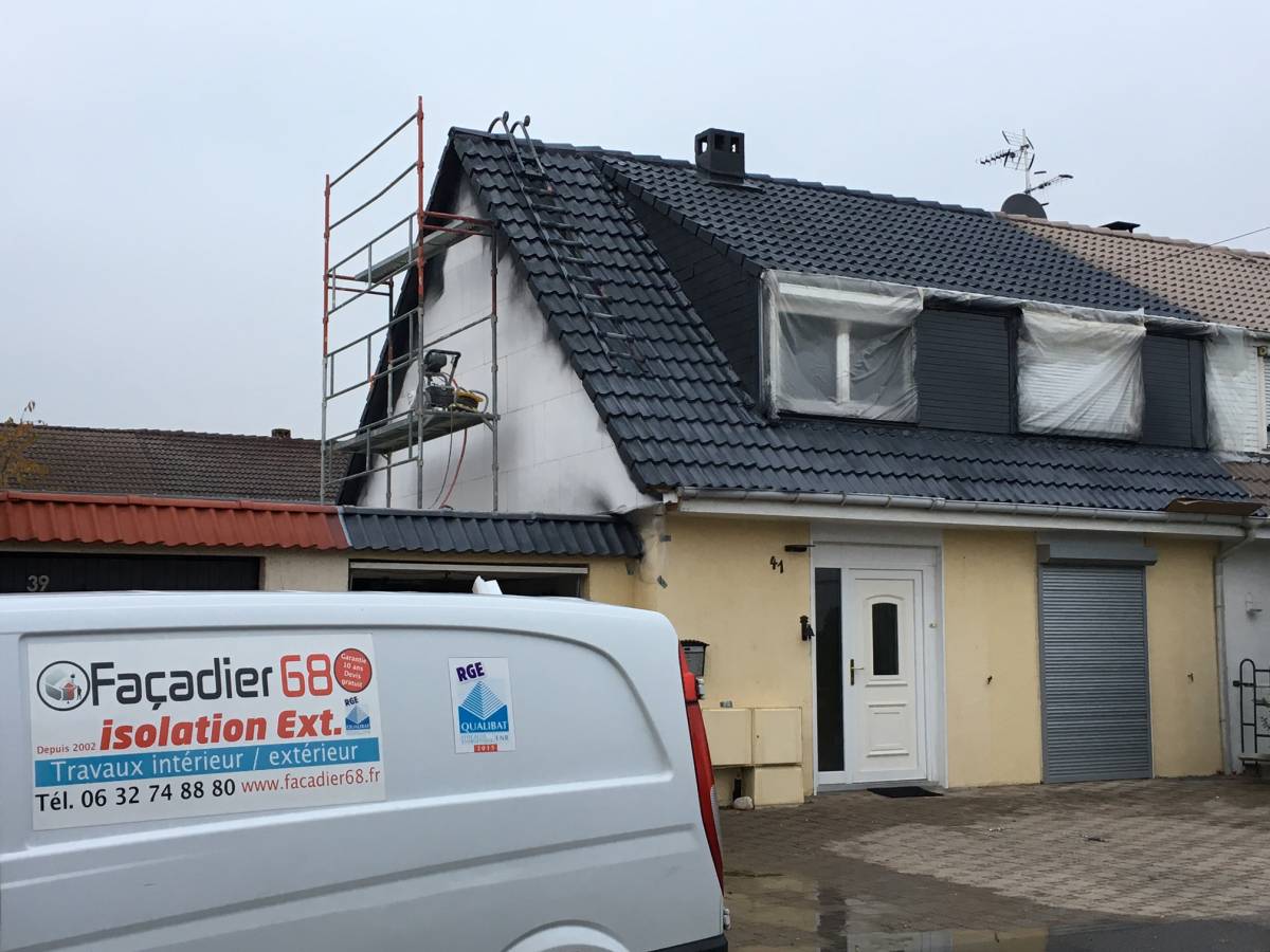 Travaux de ravalement de façade dans le Haut Rhin (68) Pfastatt